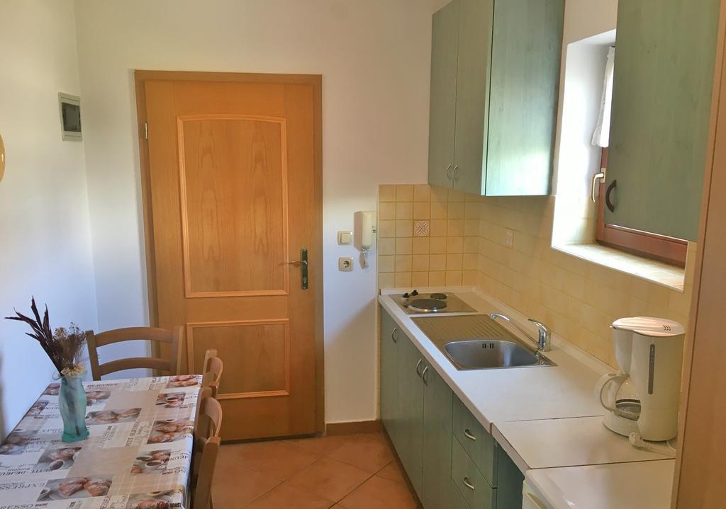 קרק Apartman Frane מראה חיצוני תמונה